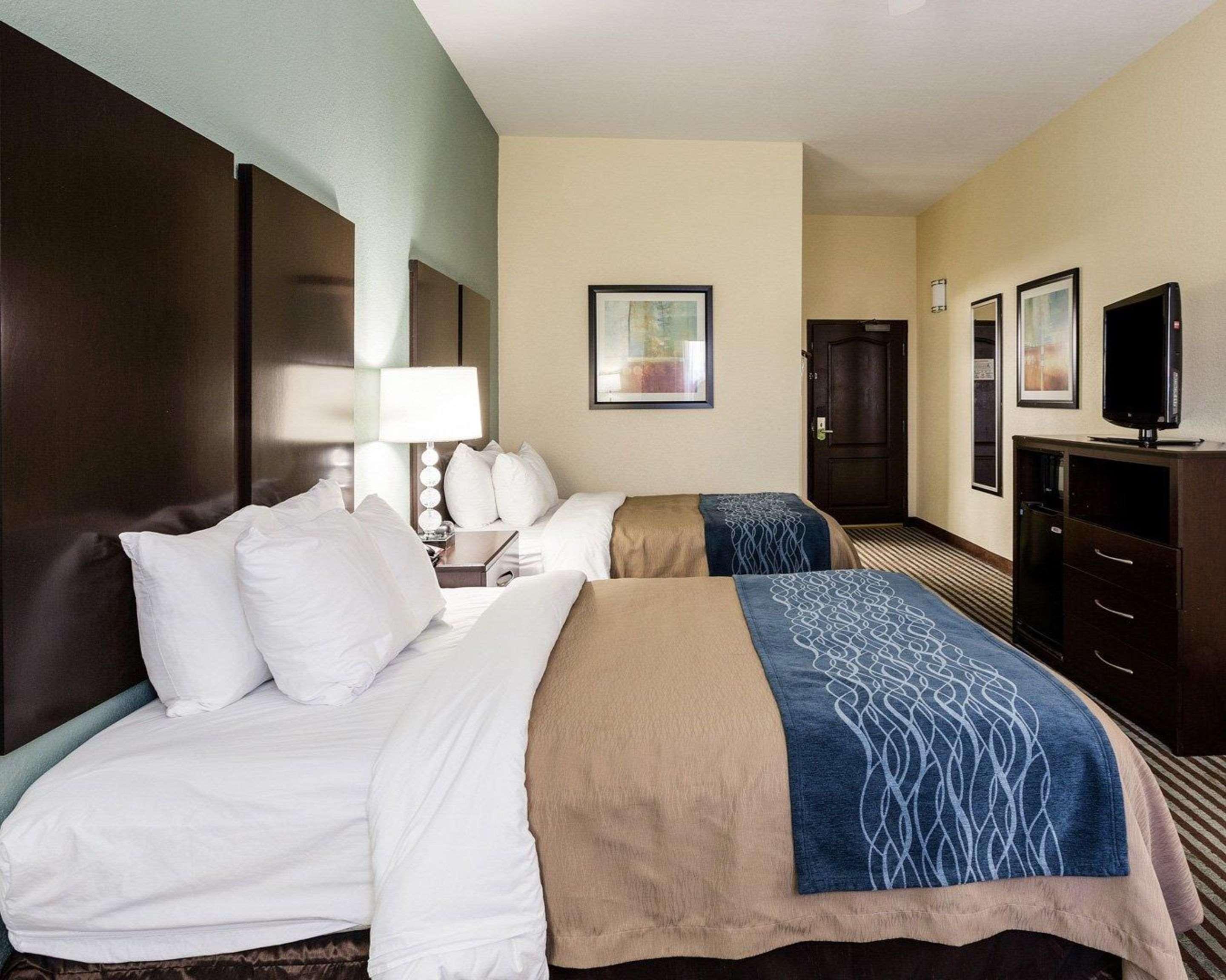 גרנדה Comfort Inn & Suites מראה חיצוני תמונה