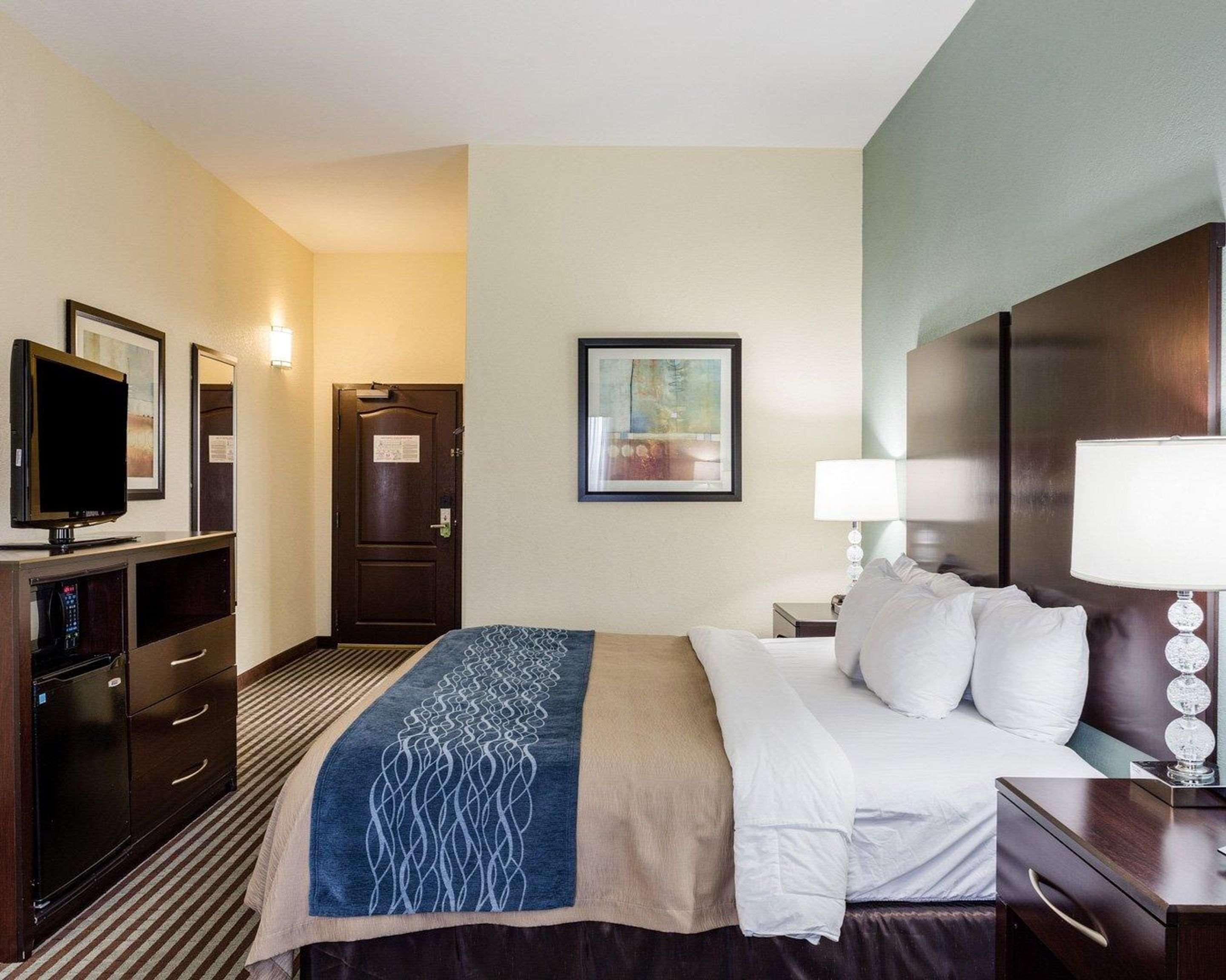 גרנדה Comfort Inn & Suites מראה חיצוני תמונה