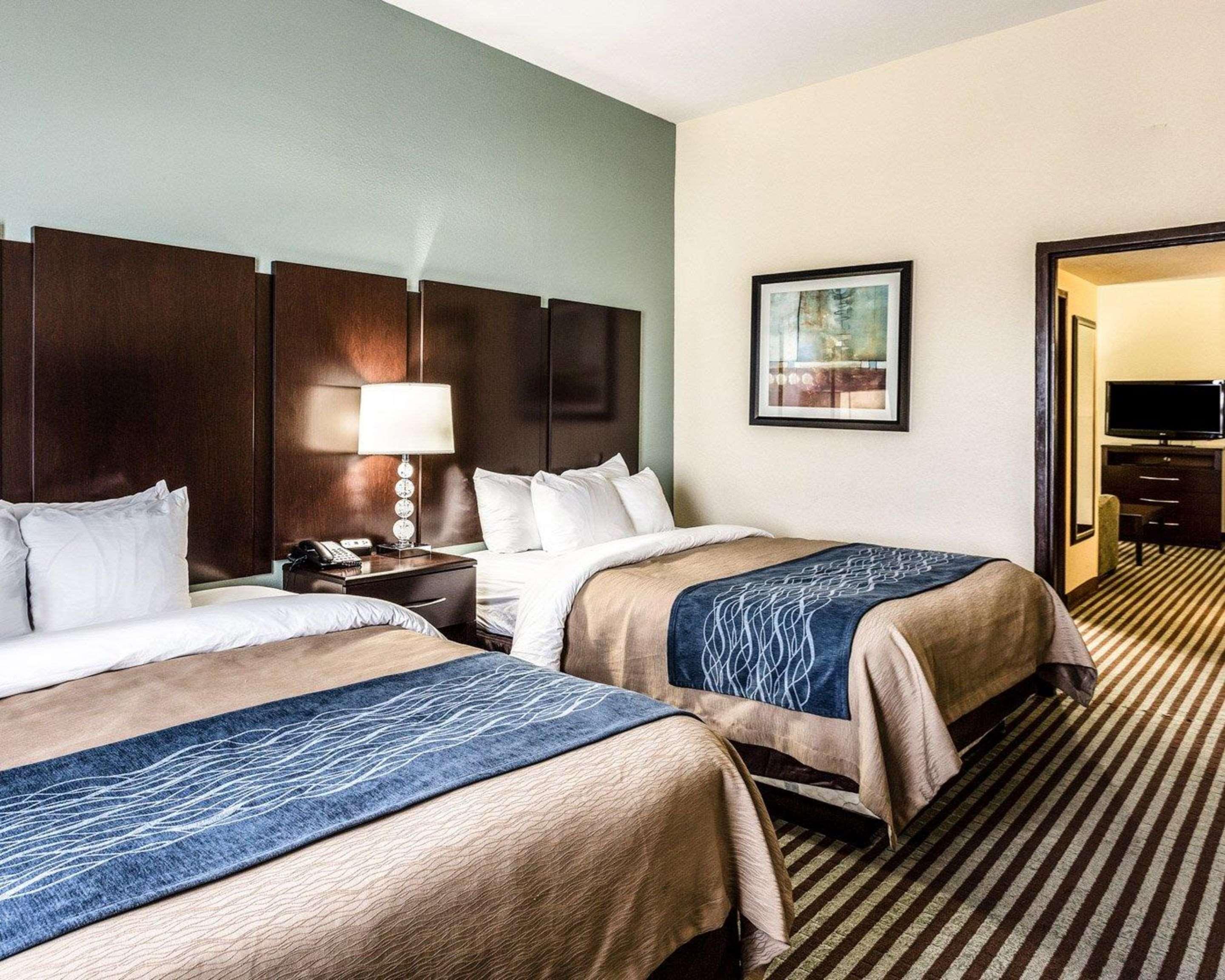 גרנדה Comfort Inn & Suites מראה חיצוני תמונה
