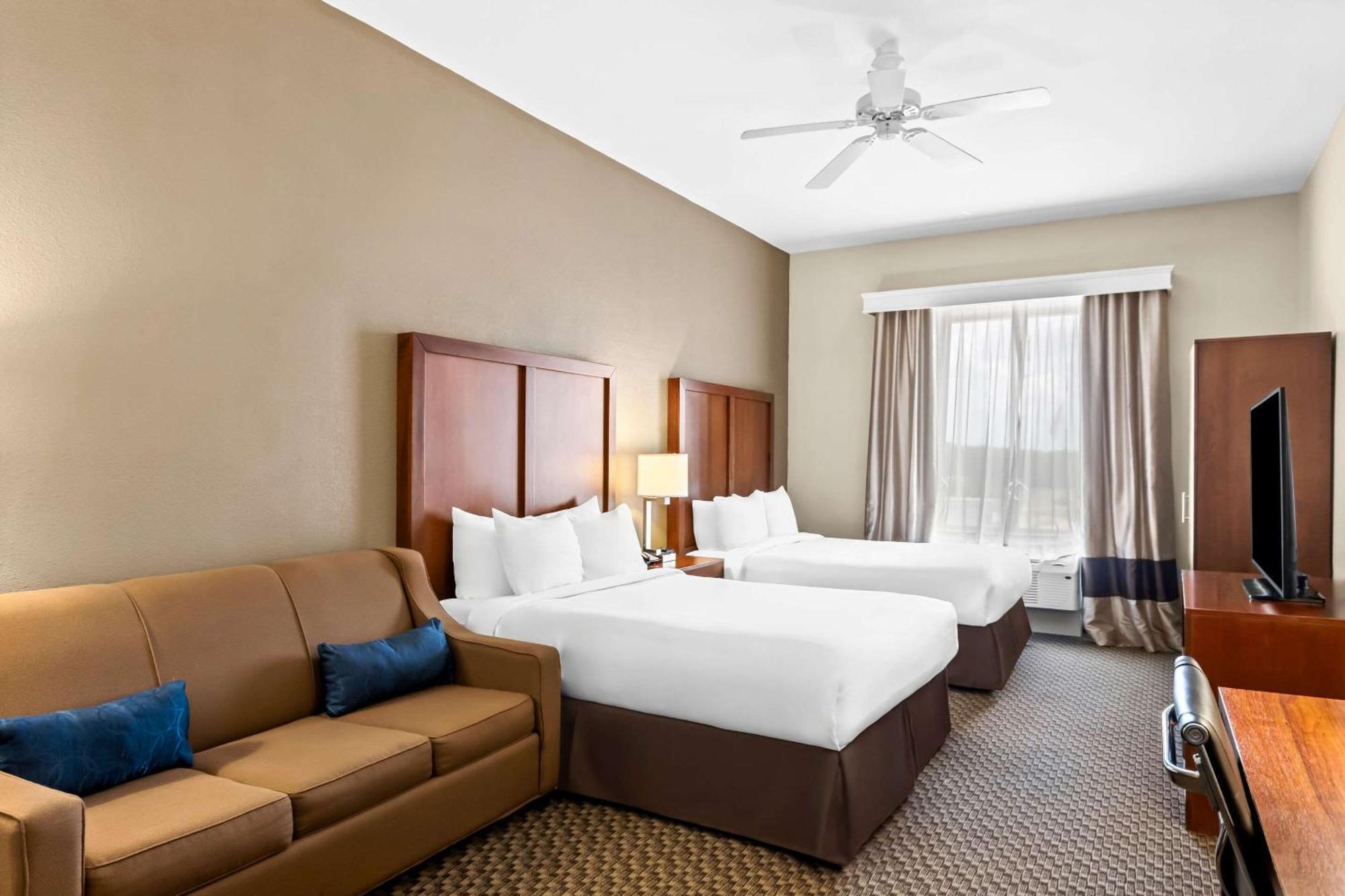 גרנדה Comfort Inn & Suites מראה חיצוני תמונה