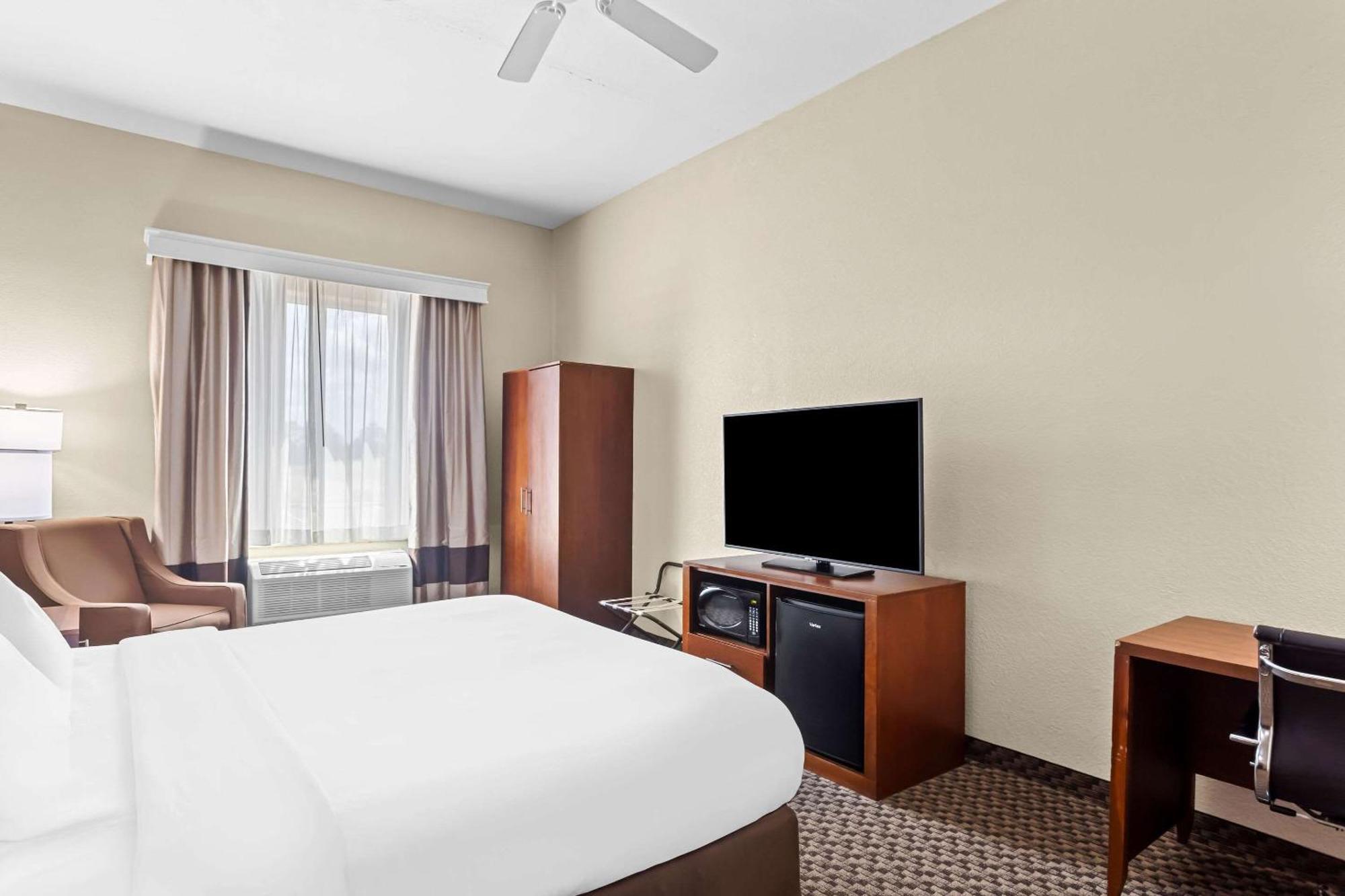 גרנדה Comfort Inn & Suites מראה חיצוני תמונה