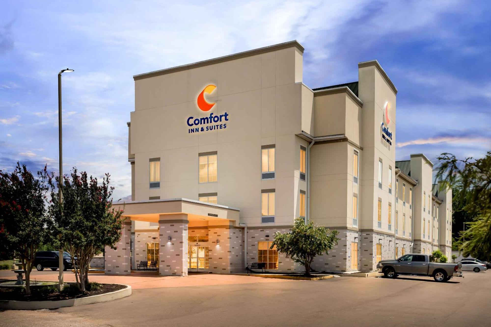 גרנדה Comfort Inn & Suites מראה חיצוני תמונה